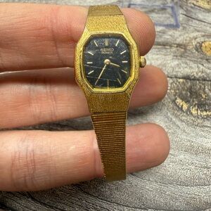 Vintage Ladies Seiko Watch Gold Tone. Not Tested